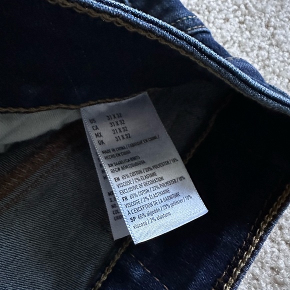 American Eagle Dark Blue Jeans - Picture 3 of 3